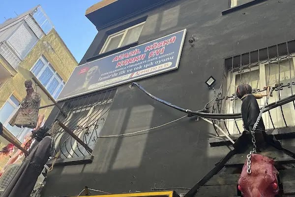 ALSANCAK AZAZİL KÖŞKÜ KORKU EVİ - Resim 3