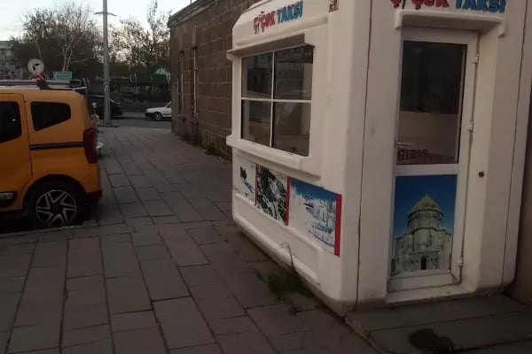 Çiçek Taksi Durağı - Resim 5