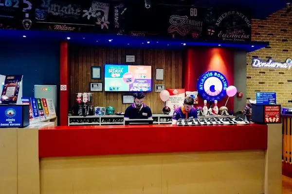 Trio Bowling &amp; Game World - Resim 13