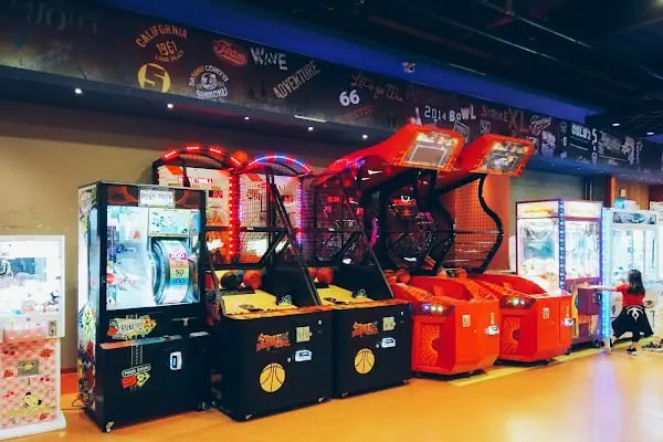 Trio Bowling &amp; Game World - Resim 16