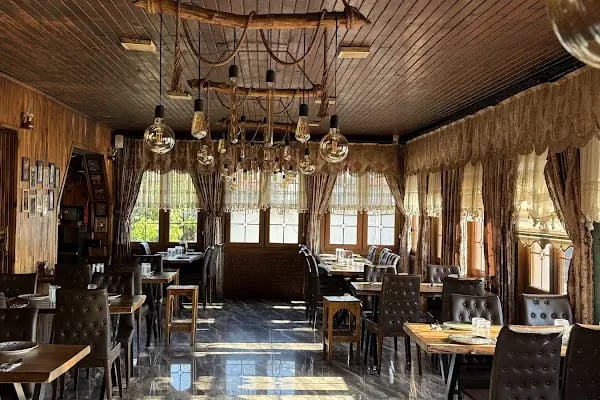 Nossa Cafe & Brasserie Avlu34 - Resim 3