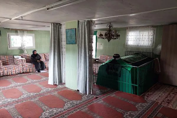 Zilli Baba Türbesi - Resim 5