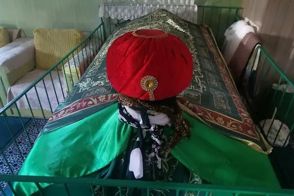 Zilli Baba Türbesi - Resim 14