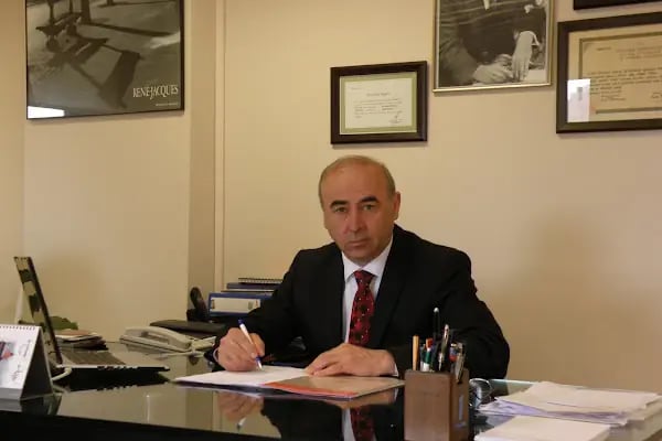 Obezite Cerrahisi ve Genel Cerrahi Doç. Dr. Ahmet Tekin - - Resim 1
