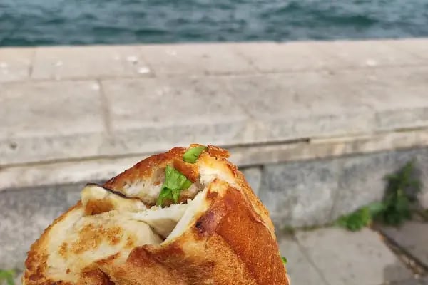 Mira’da Kokoreç Sokak Lezzetleri - Resim 15