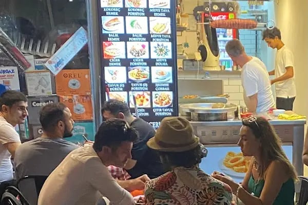 Mira’da Kokoreç Sokak Lezzetleri - Resim 10