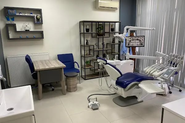 Dentual Ağız ve Diş Sağlığı Polikliniği - Karatay (Konya Diş Hekimi) - Resim 1