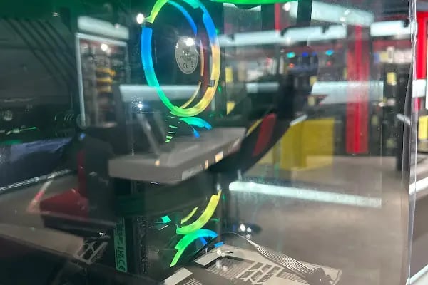Baburtech Bilişim A.Ş. Bilgisayar Notebook Servis Onarım Laptop Yedek Parça - Resim 15