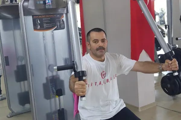 Serdar Mah. Sosyal Yaşam genclik ve Spor merkezi - Resim 18