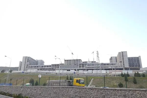 İzmir Bayraklı Entegre Sağlık Kampüsü - Resim 1