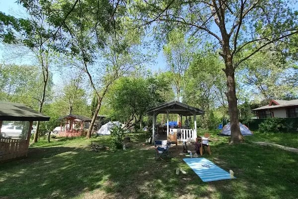 Gölbaşı Aile Piknik ve Kamp Alanı - Resim 9