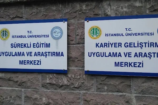 İstanbul Üniversitesi Kariyer Geliştirme Uygulama ve Araştırma Merkezi - Resim 3