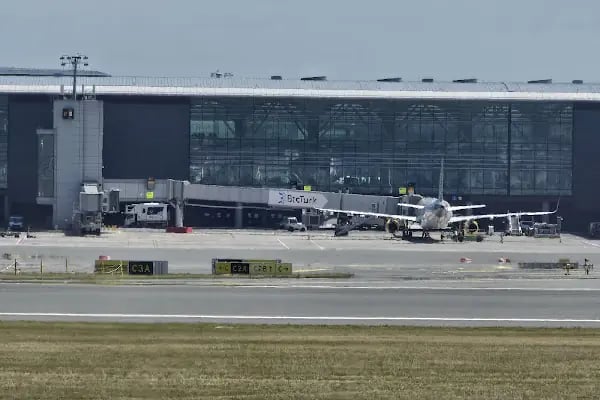 Istanbul Airport - Resim 14