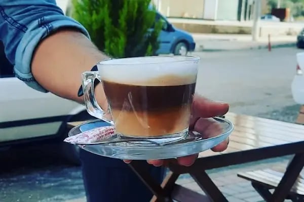Bi Mola Cafe Bistro - Resim 3