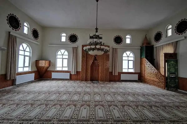Akören Ak Cami - Resim 7