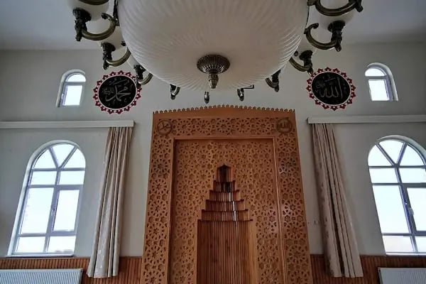 Akören Ak Cami - Resim 2