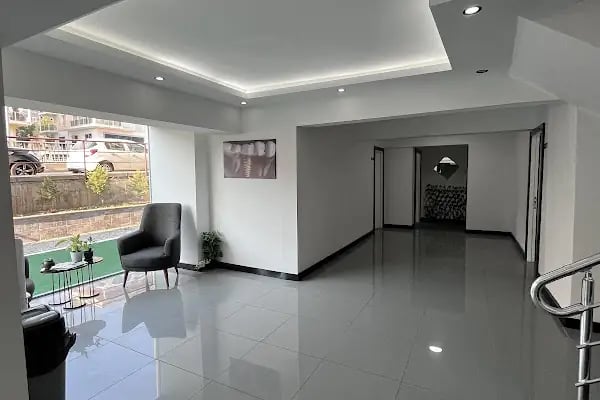 Özel Alanya Ünal Dental Ağız ve Diş Sağlığı Polikliniği - Resim 17