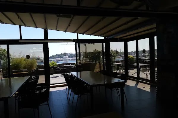 Bahçeşehir Üniversitesi Galata Yerleşkesi - Resim 9