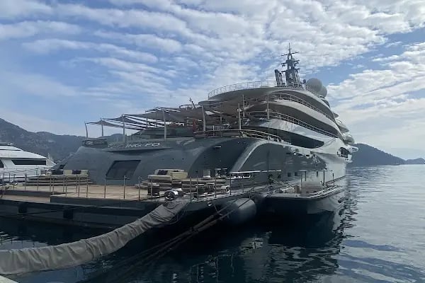 Port Azure Marina - Resim 15