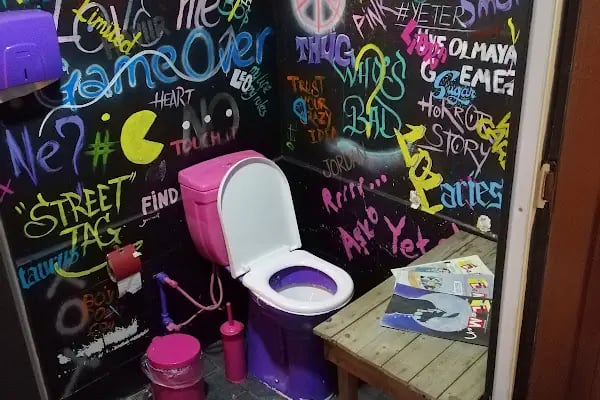The Haize Coffee Shop - Resim 19