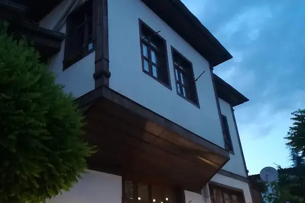 Konaklı Bahçe - Resim 12