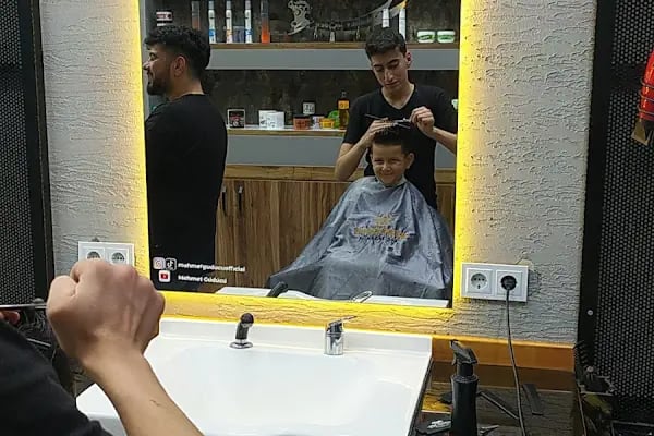 Samet Gülsüm Barber's Club - Resim 16