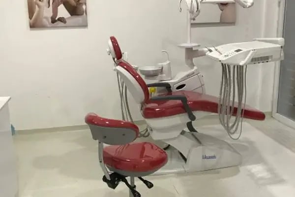 Özel İbrahimli Ağız ve Diş Sağlığı Polikliniği ve İmplant Tedavileri - Resim 19