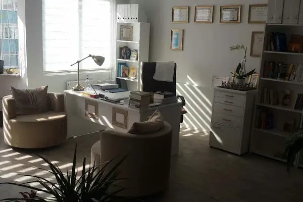 Klinik Psikolog Büşra Kırca - Resim 1