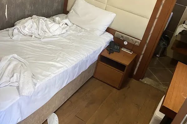 İzmit Saray Otel - Resim 4