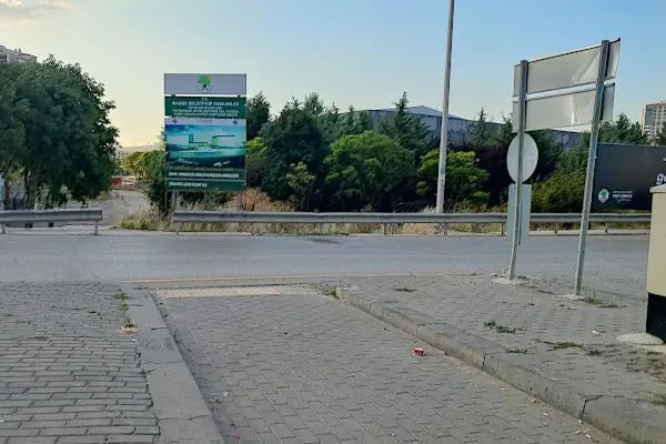 Yeni Bayındır Spor Kompleksi ve Yüzme Havuzu - Resim 6
