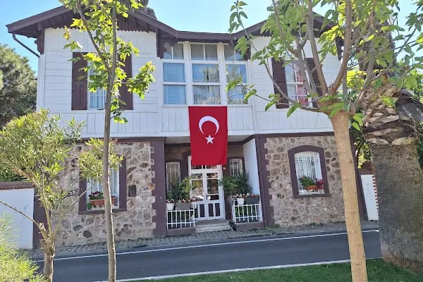 BÜYÜKADA MAVİ RESTAURANT & BUTİK OTEL - Resim 13