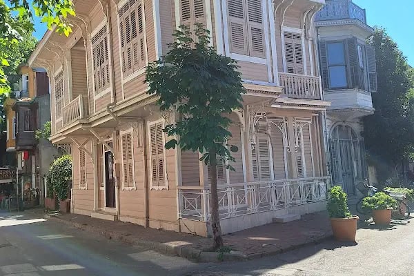 BÜYÜKADA MAVİ RESTAURANT & BUTİK OTEL - Resim 10