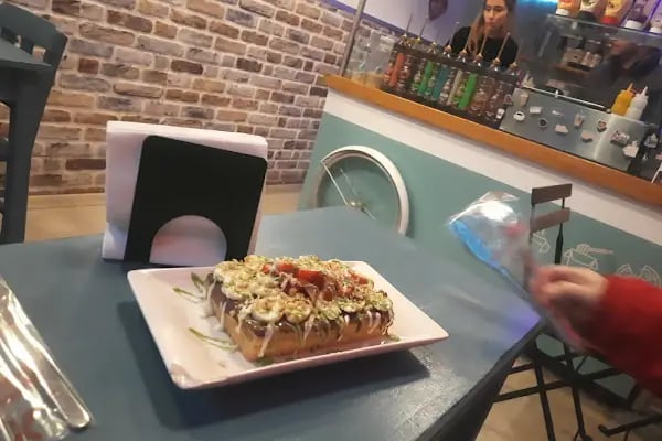 WAFFLE CHU - Resim 10