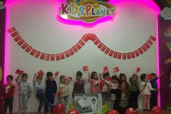 Massy Kids & Family Cafe - Resim 5