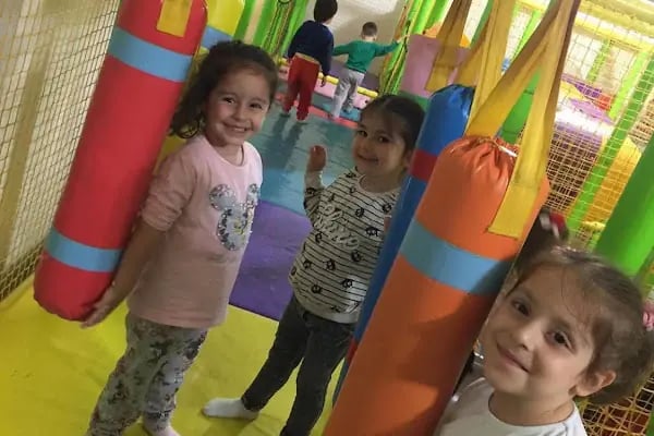 Massy Kids & Family Cafe - Resim 3