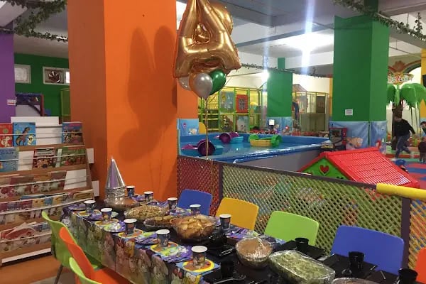 Massy Kids & Family Cafe - Resim 4