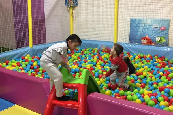 Massy Kids & Family Cafe - Resim 7