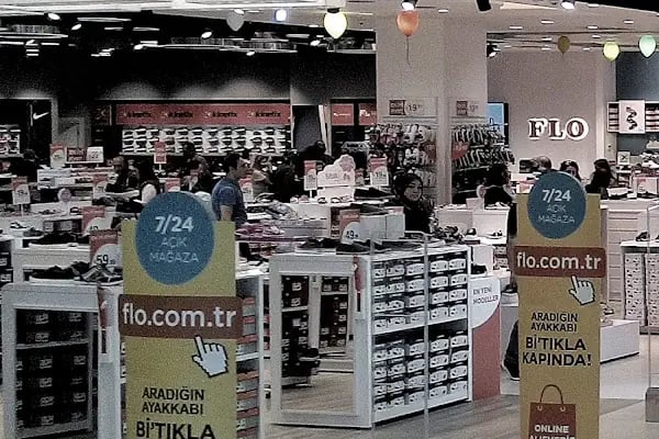 FLO Bursa Özdilek Park AVM Mağazası - Resim 7