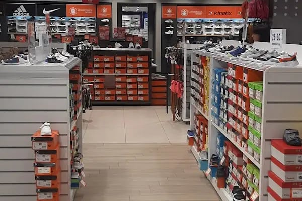 FLO Bursa Özdilek Park AVM Mağazası - Resim 2
