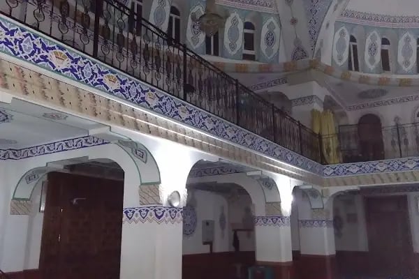 Hacı İzzet Cami - Resim 14