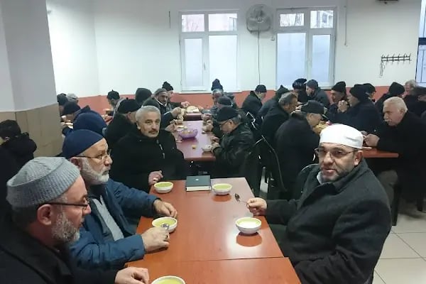 Hacı İzzet Cami - Resim 10