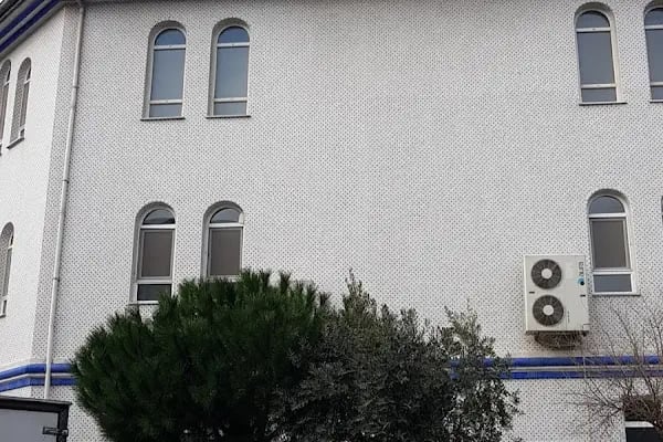 Hacı İzzet Cami - Resim 18