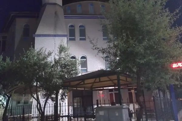 Hacı İzzet Cami - Resim 4