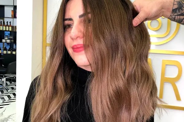Anıl Erdoğmuş Hair Beauty - Resim 4