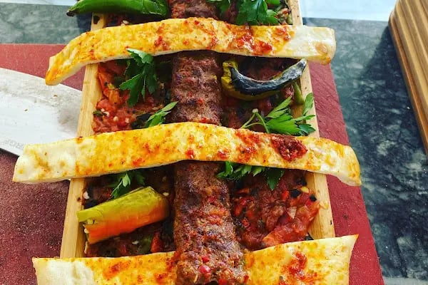 Abdullah Usta Kebap Lahmacun Pide - Resim 5