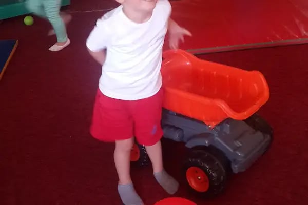 Nuhun Gemisi Çocuk Oyun Parkı - Resim 8