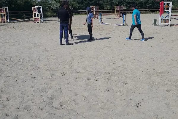 Ömerli Binicilik Eğitim Merkezi - Resim 8