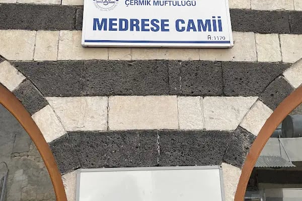 Medrese Camii - Resim 8