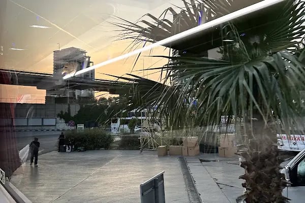 Izmir Otogar Otopark - Resim 5