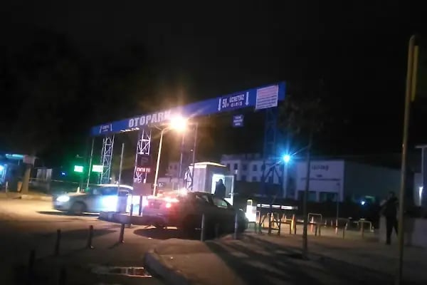 Izmir Otogar Otopark - Resim 1